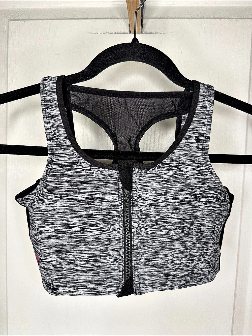 Ruby Ribbon Zip Front Sports Bra in Black & Gray Size 32/Small